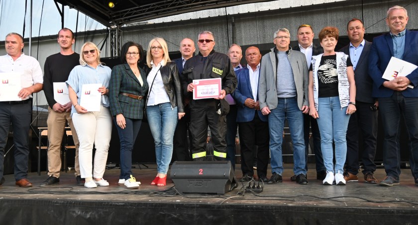 II Powiatowy Piknik Strażacki  w Chodczu.  1000 druhów świętowało (ZDJĘCIA) 