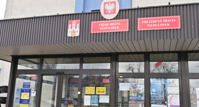 Praca w Urzędzie Miasta we Włocławku. Nabór na 3 stanowiska pracy