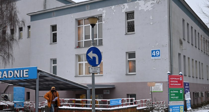 Szpital we Włocławku wstrzymuje przyjęcia. Na jaki oddział?