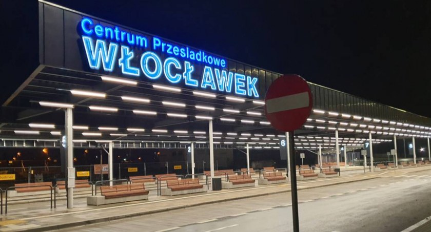 Nowy system bezpieczeństwa i dynamicznej informacji pasażerskiej w Centrum Przesiadkowym we Włocławku
