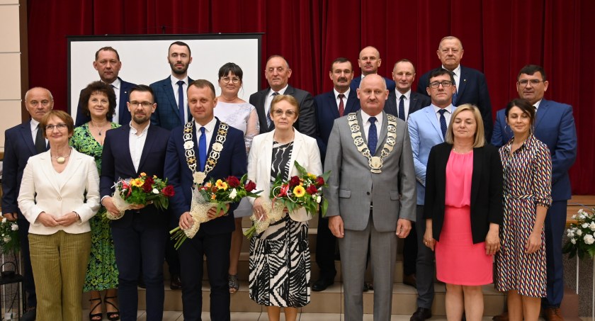 Jednogłośne absolutorium i wotum zaufania dla burmistrza Lubienia Kujawskiego Marka Wilińskiego 