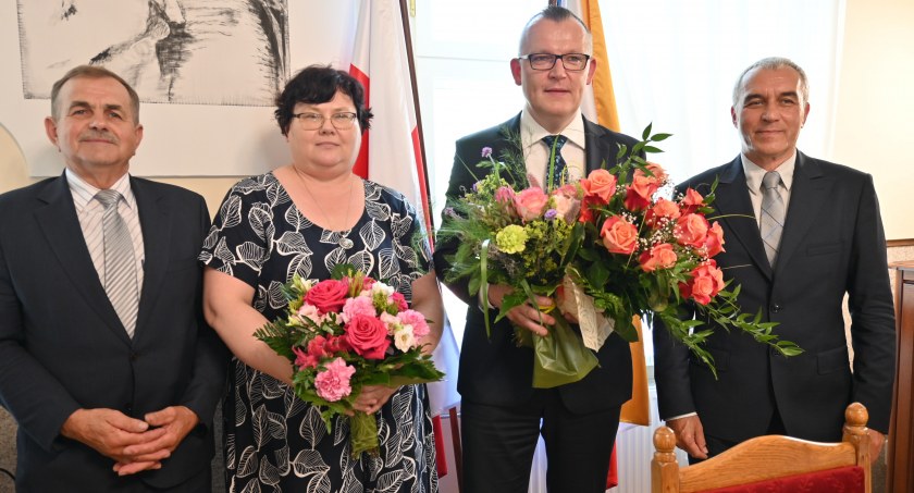 Jednogłośne wotum zaufania i absolutorium dla burmistrza Tomasza Chymkowskiego