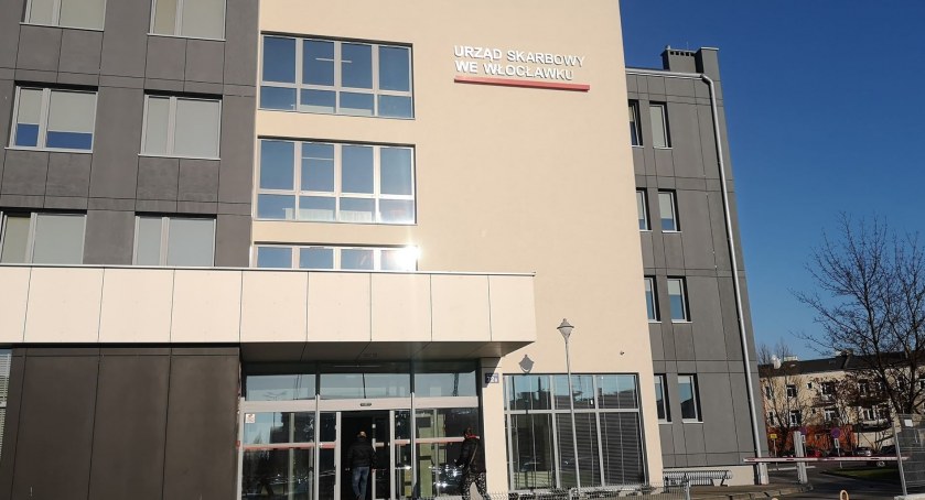 Praca w Urzędzie Skarbowym we Włocławku. Jaka płaca?