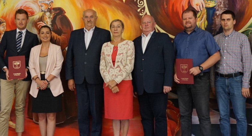 Kolejne inwestycje w Gminie Lubraniec. Samorząd podpisał umowy