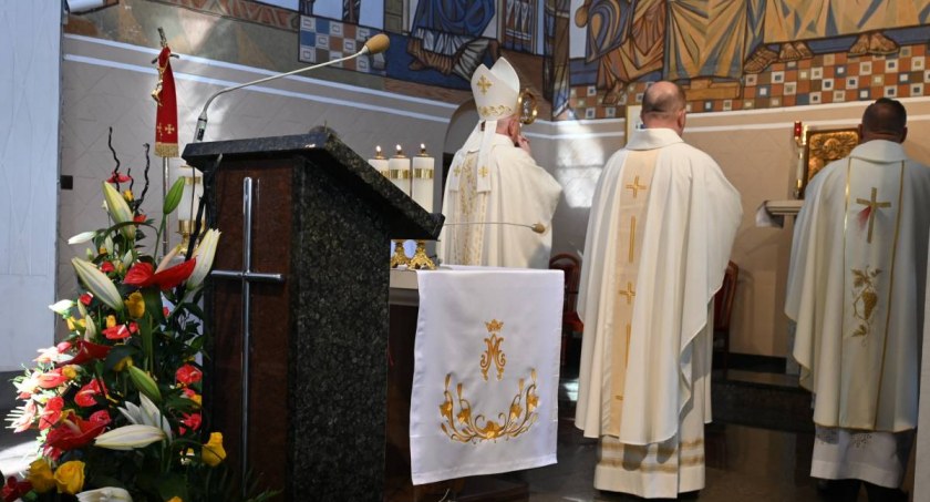 Biskup włocławski Krzysztof Wętkowski nominował dziekanów i wicedziekanów