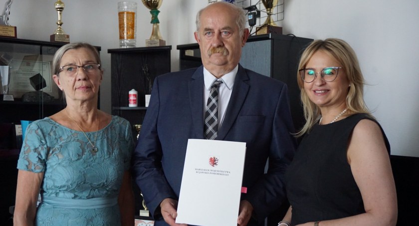 Kolejne środki płyną do Lubrańca. Przebudują drogę