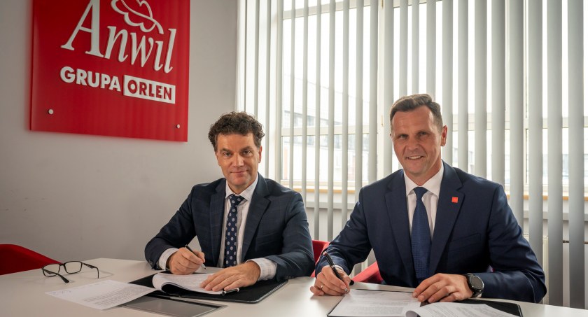 ANWIL rozpoczyna współpracę z Zespołem Szkół Technicznych we Włocławku