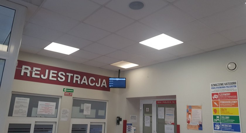 Szpital we Włocławku wstrzymuje przyjęcia na jeden z oddziałów. Znamy powód