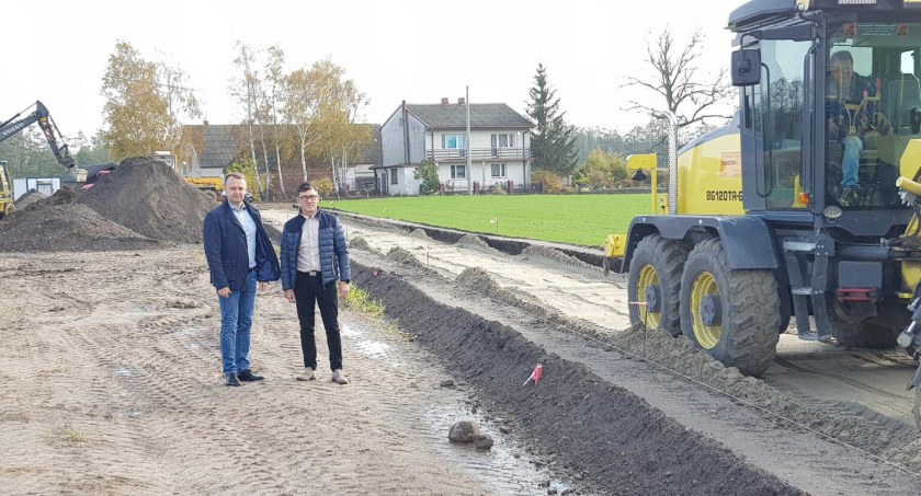 Gmina Lubień Kujawski: Trwa budowa drogi w miejscowości Gole 