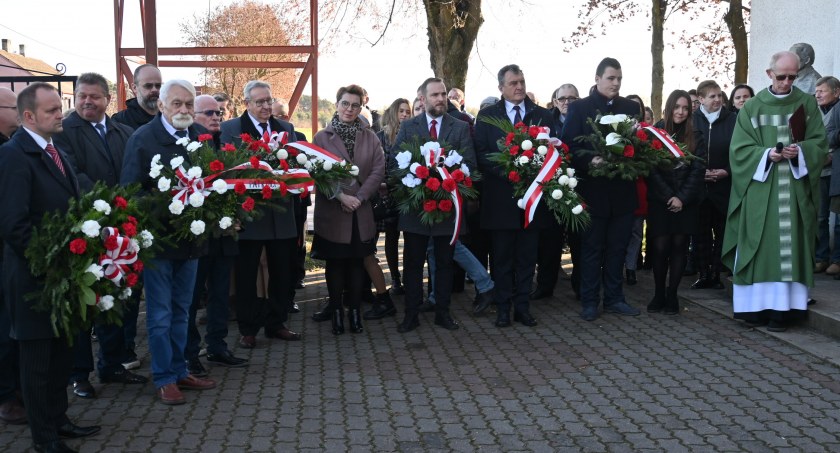 W Skrzynkach uczczono Narodowe Święto Niepodległości [ZDJĘCIA]