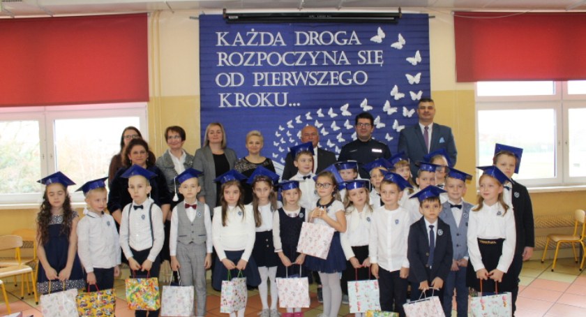 Ślubowanie klas I w ZPO w Lubieniu Kujawskim za nami [ZDJĘCIA]