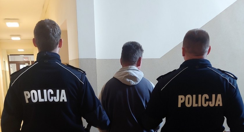 Ukradł pieniądze z kościelnej skarbonki w regionie. Grozi mu 10 lat