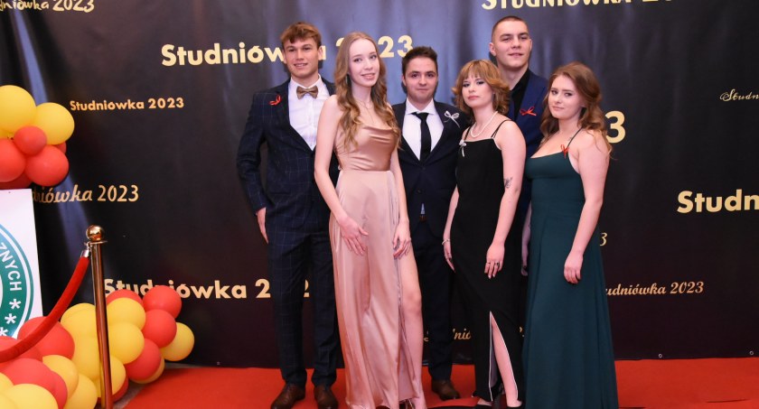 Studniówka 2023 we Włocławku: Elektryk cz. 1 [ZDJĘCIA]