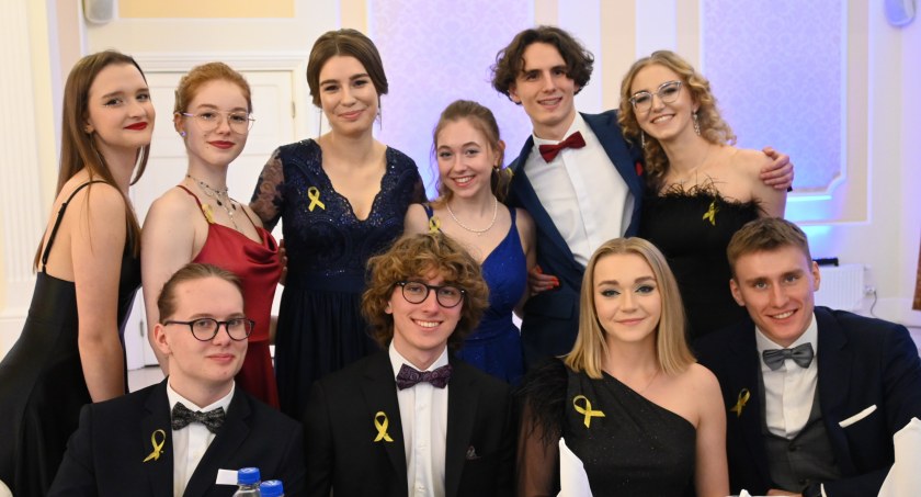 Studniówka 2023 Włocławek: Długosz [ZDJĘCIA]