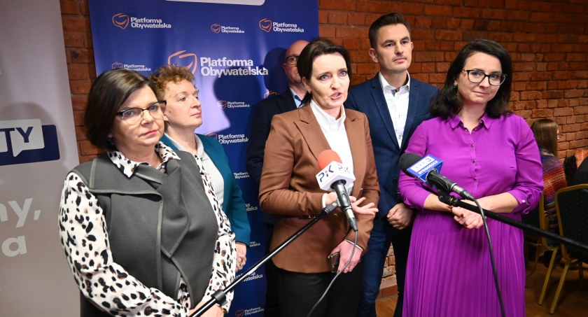 Włocławek:  Posłowie PO  przedstawili  propozycje programowe (ZDJĘCIA,VIDEO)