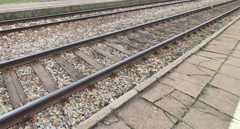 Dramat w regionie. 23-latek potrącony przez pociąg