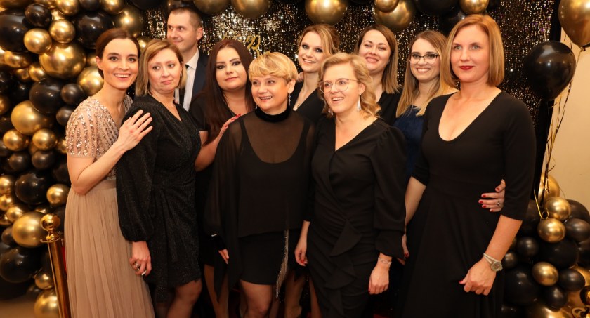Studniówka 2023 Włocławek. ZSA - Zespół Szkół Akademickich [ZDJĘCIA]