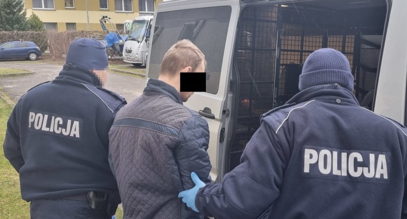 Włocławek: Seryjny podpalacz śmietników zatrzymany przez policjantów