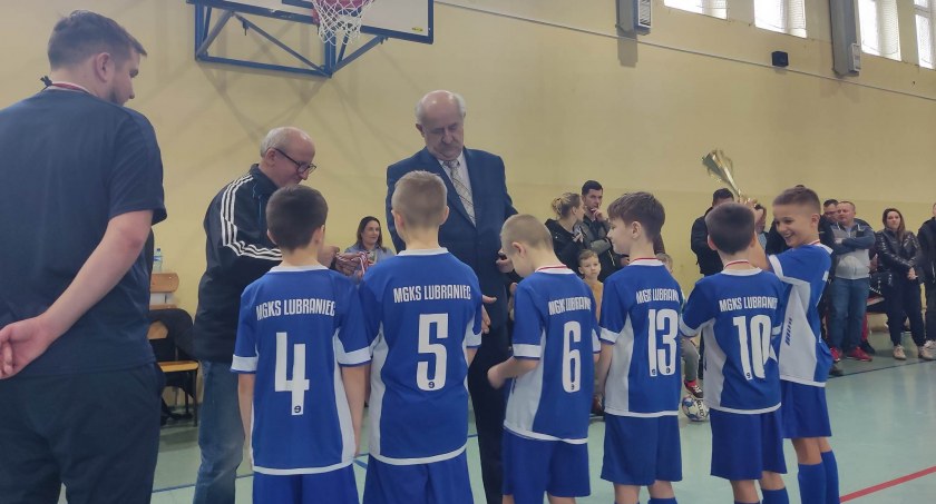 Lubraniec: Zagrali o puchar burmistrza