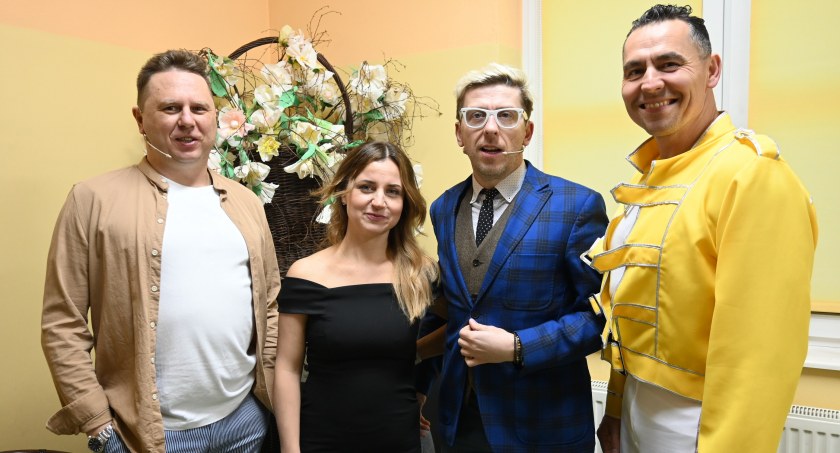 Dzień Kobiet w Baruchowie świętowali na wesoło. Za nami Wieczór Kabaretowy [ZDJĘCIA]