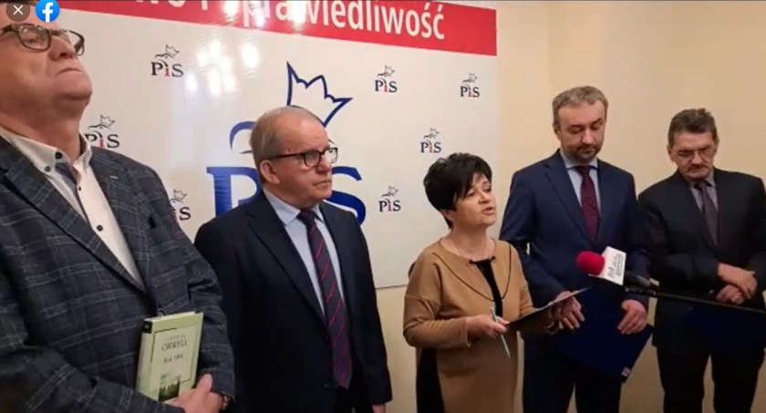 PiS we Włocławku ostro o propozycjach PO. Chodzi o ograniczenie spożycia mięsa, zakupu ubrań i nie tylko