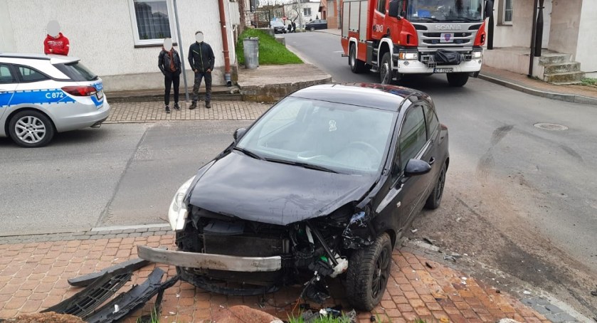 22 latek z mandatem i punktami karnymi