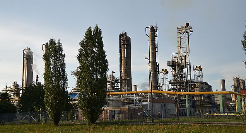 Wyciek na terenie zakładów Anwil. Pracownicy ewakuowani. Mamy stanowisko Anwil S.A we Włocławku w tej sprawie
