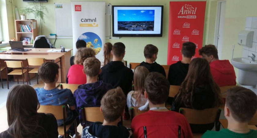 Projekt realizowany przez Włocławskie Centrum Edukacji Ekologicznej: Żyj aktywnie i zielono z ANWILEM