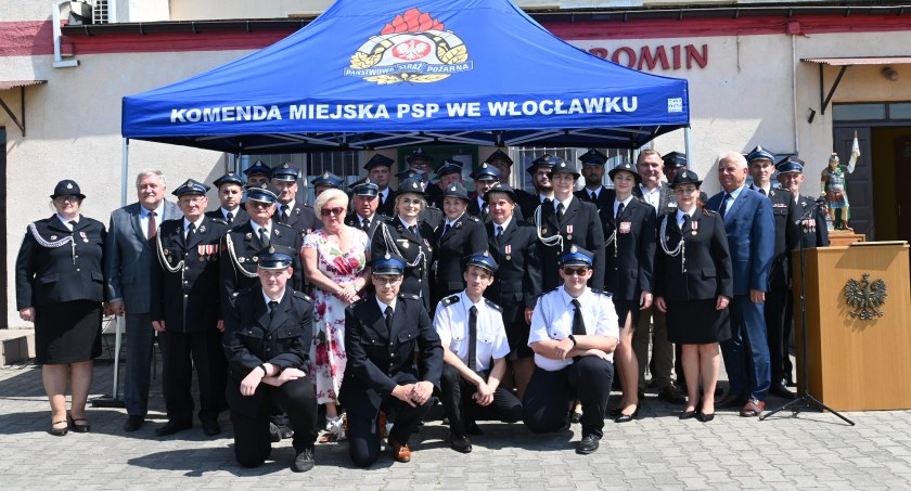 Poświęcenie i przekazanie sztandaru OSP Lubomin [ZDJĘCIA]
