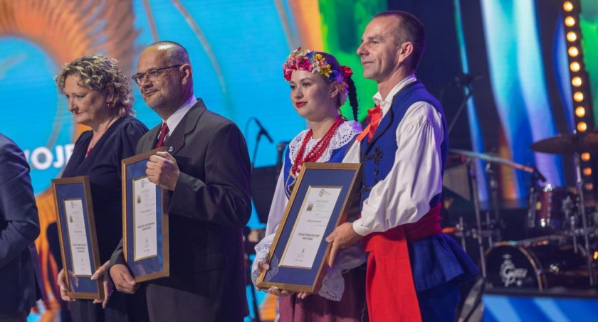 Nagrody Marszałka Województwa 2023 rozdane. Kto wśród nagrodzonych? [ZDJĘCIA]