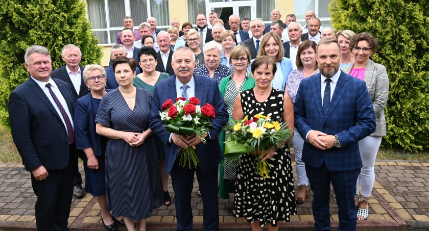 Jednogłośne votum zaufania i absolutorium dla wójta Stanisława Sadowskiego