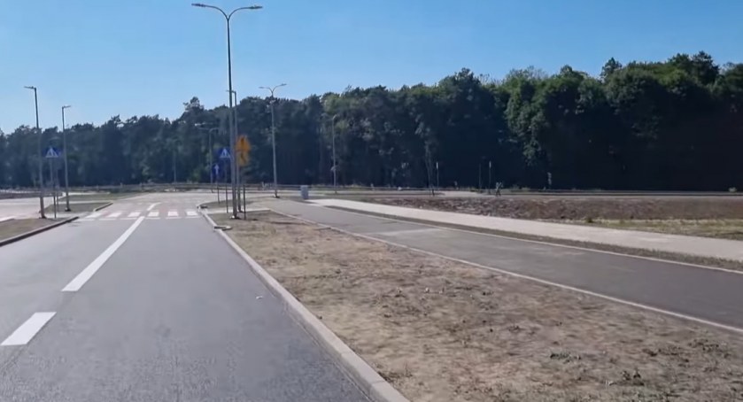 Jutro otwarcie odcinka DK62 od Wiejskiej do ronda Falbanka. Tak wygląda nowe rondo turbinowe [VIDEO]