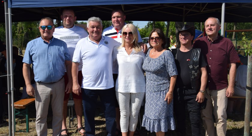 Całe rodziny bawiły się na pikniku w Humlinie w Gminie Włocławek [ZDJĘCIA]
