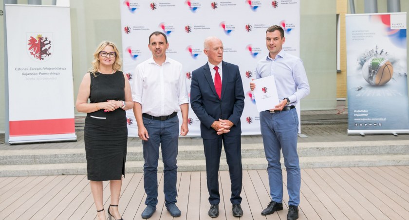 Powstaną nowe boiska, siłownie zewnętrzne, strefy aktywności i sale gimnastyczne. Na liście też gminy z powiatu włocławskiego