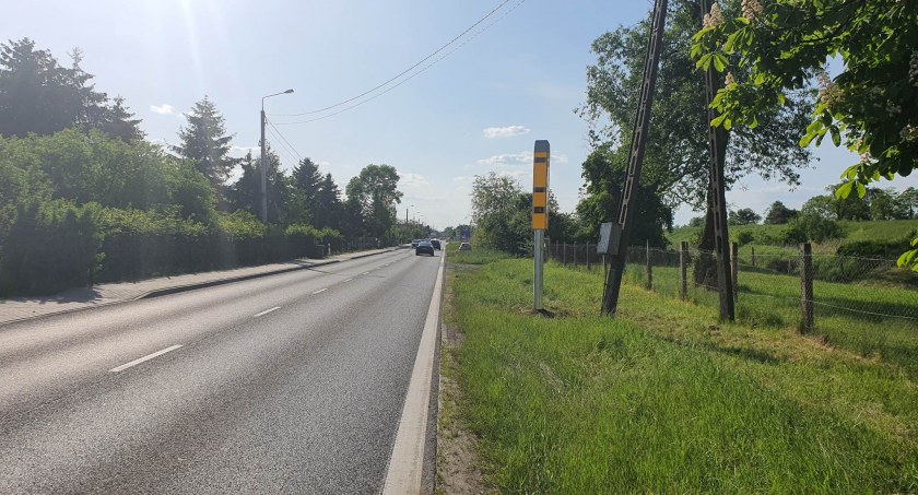 Sypią się mandaty z fotoradaru w Modzerowie. Ile wykroczeń zarejestrowano?