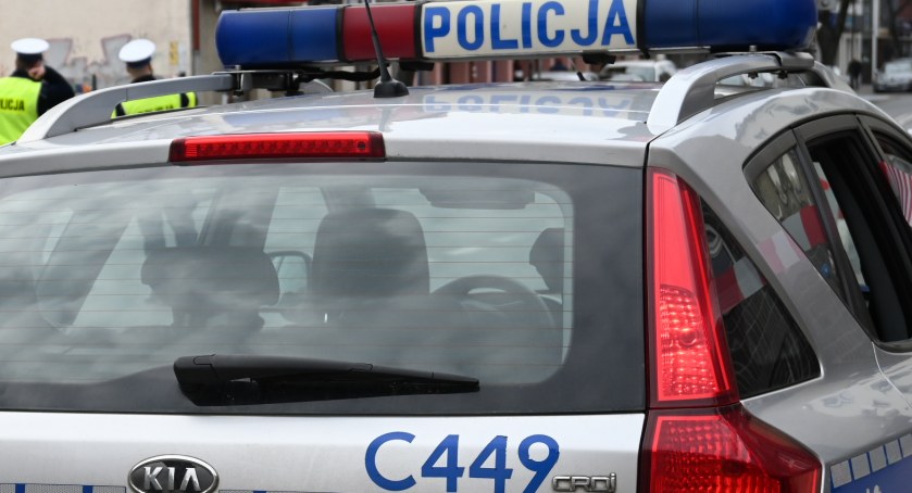 Zderzenie samochodów w Śmiłowicach. 50-latek odpowie za jazdę po pijanemu