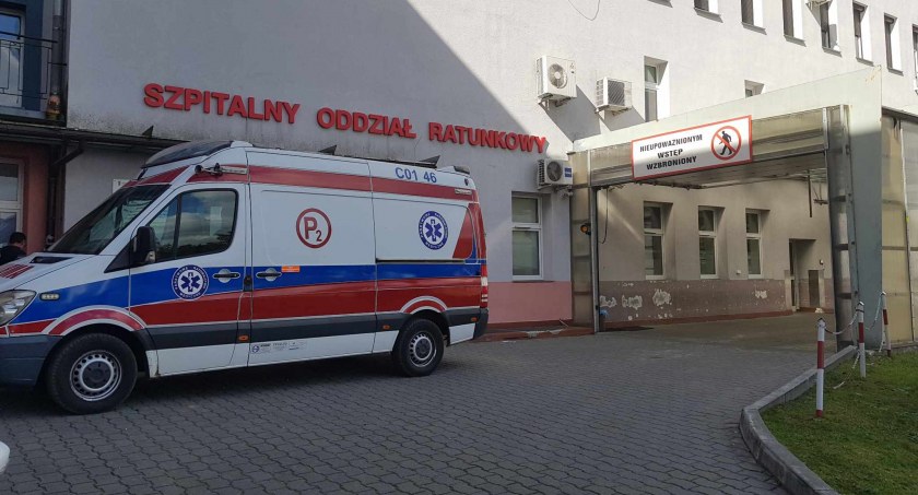 Potrącenie 15 letniego rowerzysty we Włocławku. 11 latek przewożony na ramie z obrażeniami