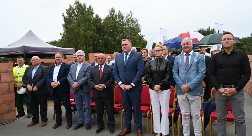 Podpisali Akt Erekcyjny i wmurowali Kamień Węgielny w Nasiegniewie [VIDEO]
