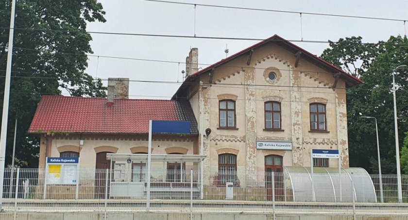 PKP wyremontuje dwa dworce kolejowe pod Włocławkiem. To zabytki z XIX wieku