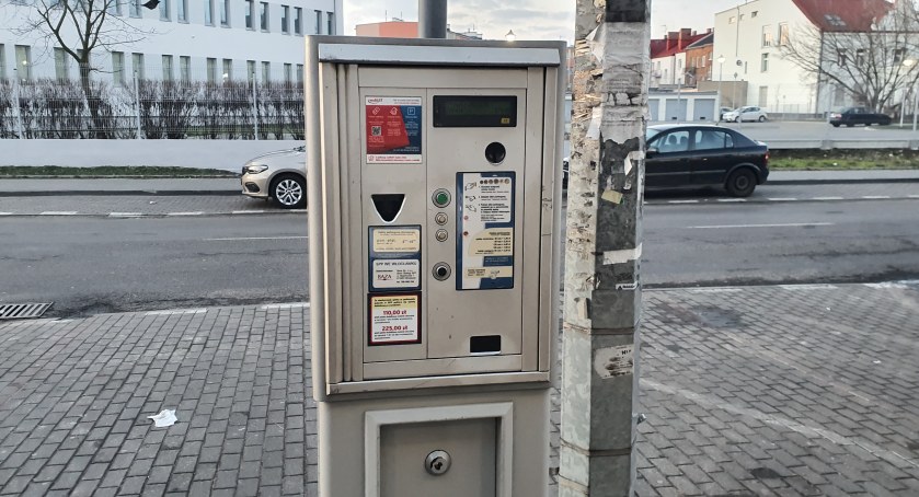 Zmiany w Strefie Płatnego Parkowania we Włocławku. O tych zmianach musisz wiedzieć. Znika ważny zapis