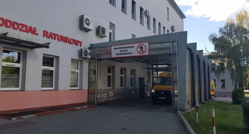 Pacjenci chwalą włocławski szpital. Jednostka opublikowała kolejne maile z podziękowaniami i słowami uznania