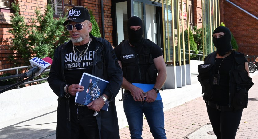 Detektyw Rutkowski przed Sądem we Włocławku. Dziecko szczęśliwie wróciło do matki