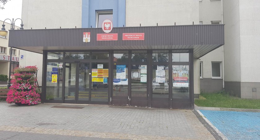 Co z podwyżkami i nagrodami w jednostkach organizacyjnych miasta Włocławek?
