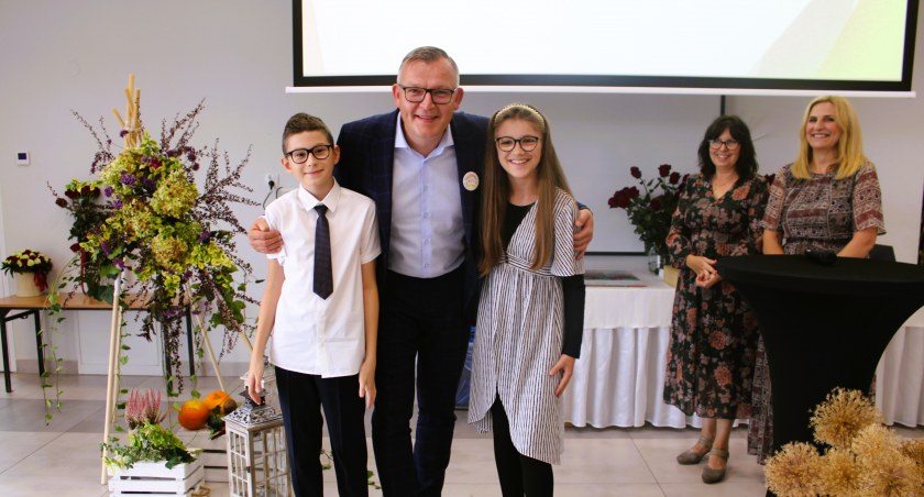 Świetlica w Brześciu Kujawskim podsumowała działalność. Były prezenty i pamiątkowe zdjęcia