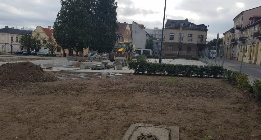 Tak zmienia się Stary Rynek we Włocławku [ZDJĘCIA]