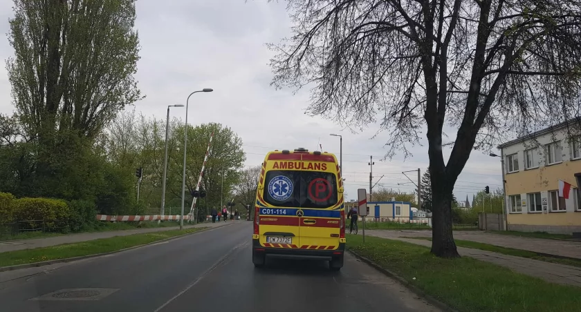 Potrącenie rowerzysty w powiecie włocławskim. 38 latek trafił do szpitala