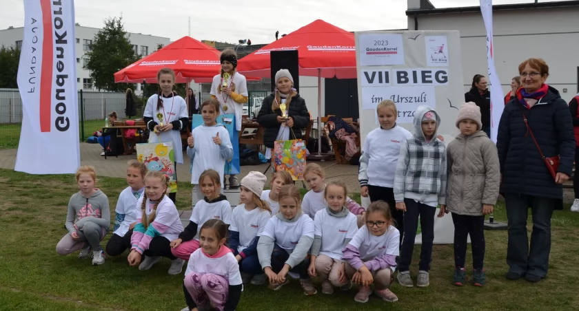 Dzień Edukacji Narodowej w Lubieniu Kujawskim. VII Bieg im. Urszuli Pietrzak z fundacją GoudenKorrel