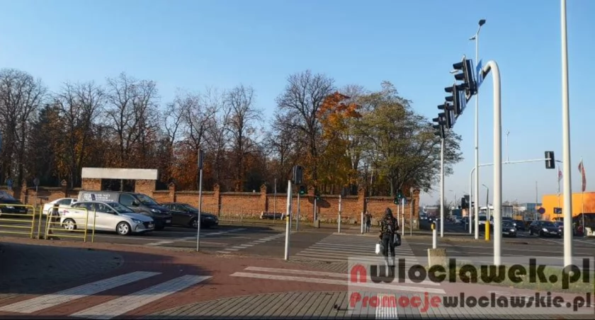 Wszystkich Świętych 2023 we Włocławku. Jak zmieni się organizacja ruchu?