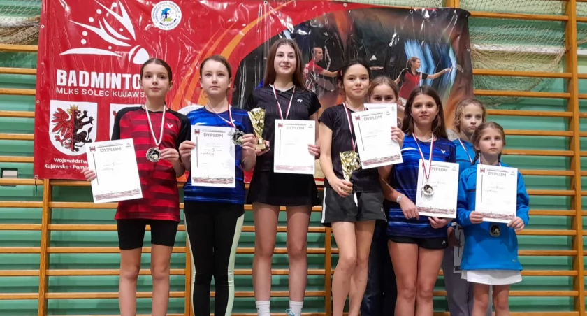 UKS START Smólnik z kolejnymi medalami. Trwają zapisy na turniej O czapkę św. Mikołaja
