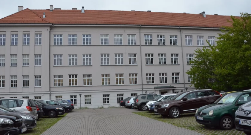 LMK we Włocławku kończy 105 lat. Zaprasza absolwentów na uroczysty jubileusz